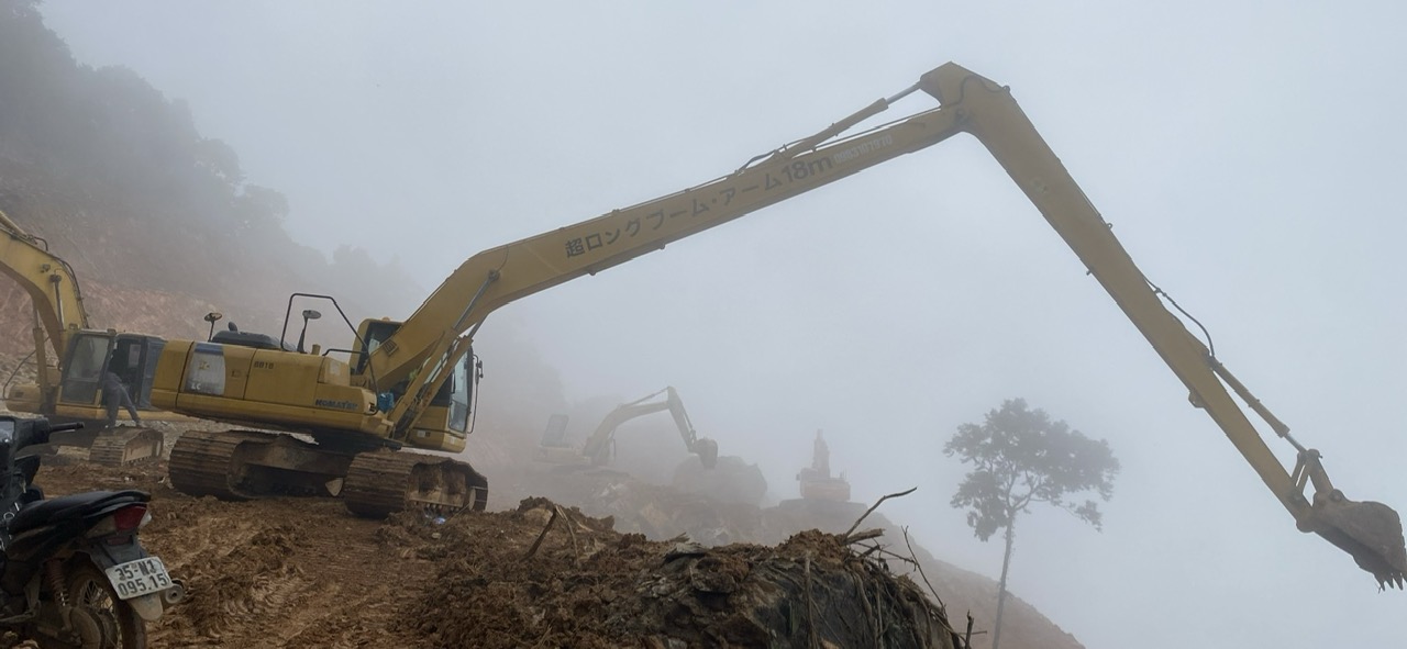 Hình ảnh thi công thực của Gia Hiển tại Công Trình 500kV mạch 3 Quảng Trạch - Phố Nối