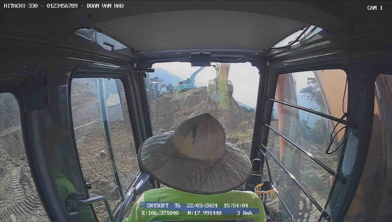 đội ngũ lái máy giàu kinh nghiệm, sự kỹ lưỡng trong việc vận hành và bảo trì thiết bị