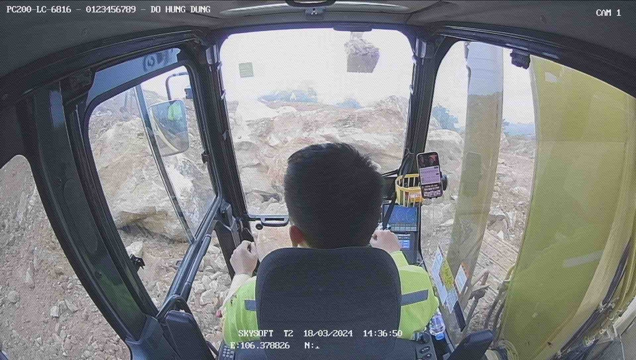 đội ngũ lái máy giàu kinh nghiệm, sự kỹ lưỡng trong việc vận hành và bảo trì thiết bị