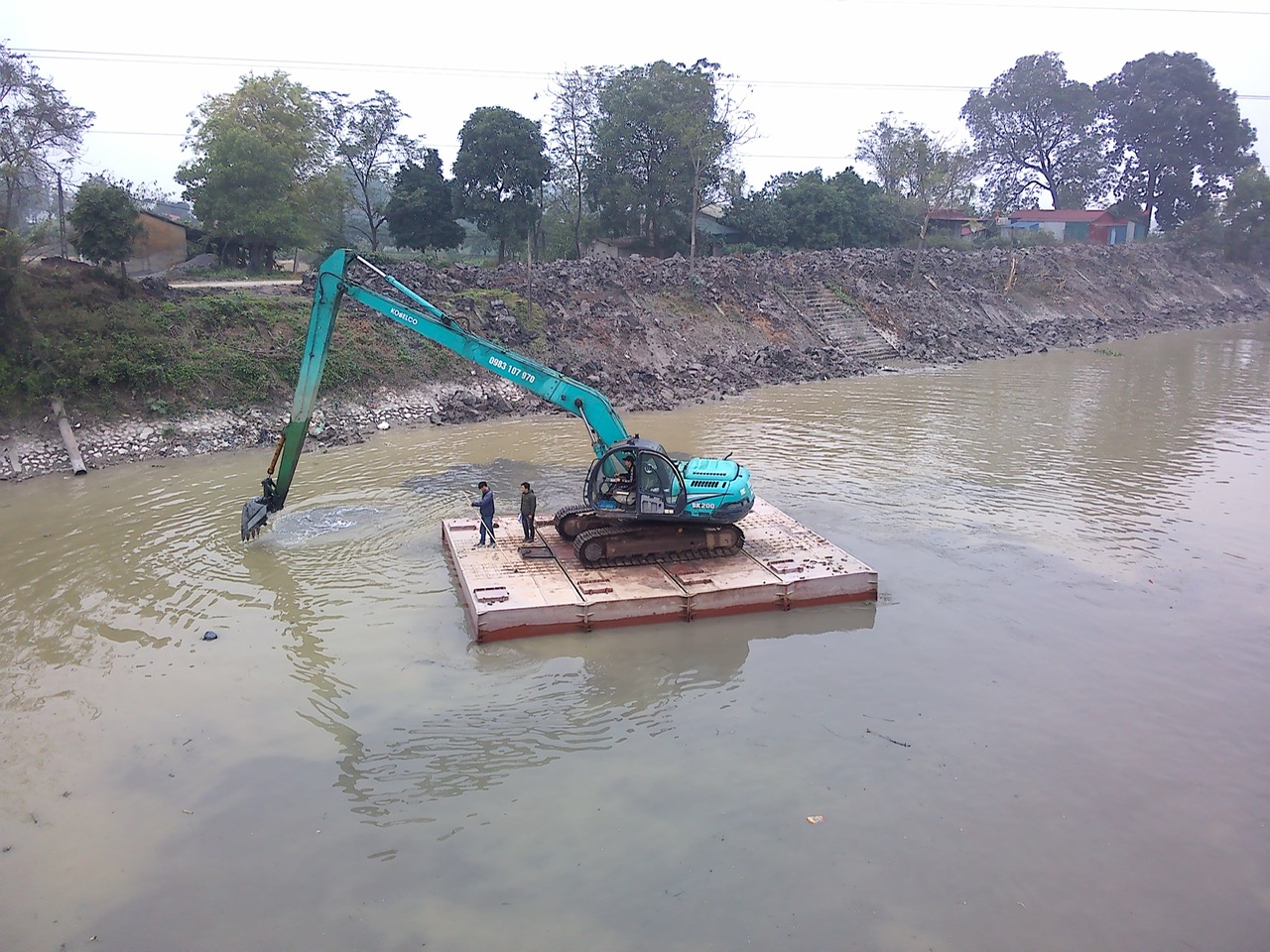 Hình ảnh thực tế Gia Hiển tham gia thi công nạo vét 18km Kênh Vân Đình - Hà nội